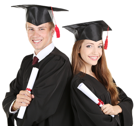 Студенты с дипломами